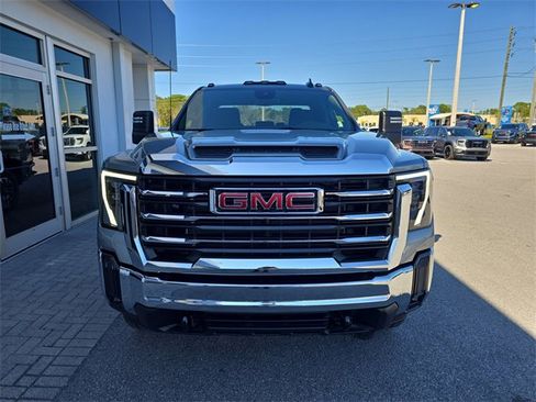 New 2026 GMC Sierra 2500 SLE w/ SLE Value Package; image 2