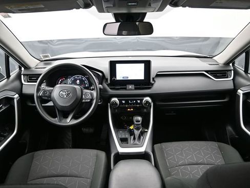 Used 2024 Toyota RAV4 XLE image 11