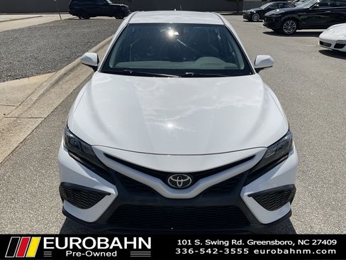 Used 2022 Toyota Camry SE image 26
