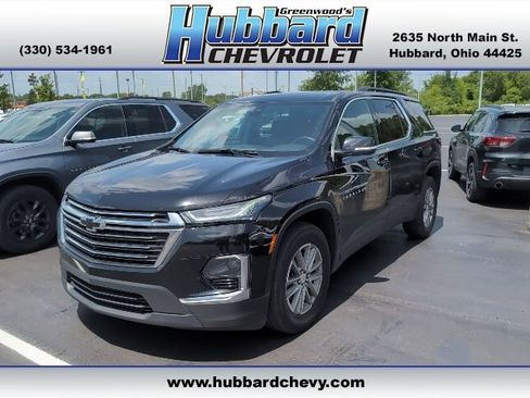 Used 2023 Chevrolet Traverse LT FWD image 1