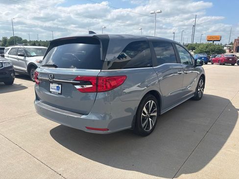 Used 2024 Honda Odyssey Touring image 5