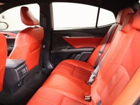 Used 2025 Toyota Camry XSE image 29