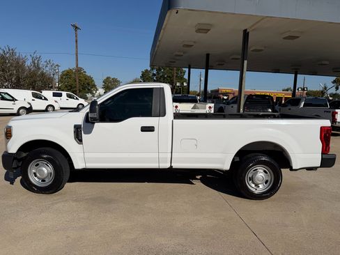 Used 2019 Ford F250 XL w/ Power Equipment Group image 2