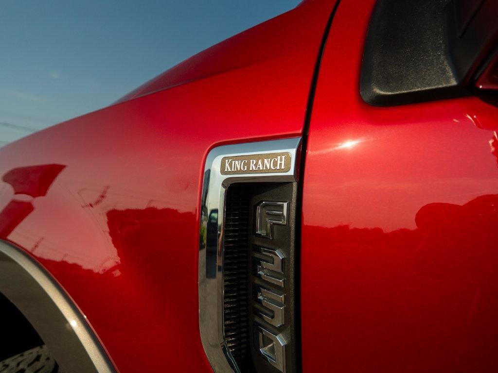 Used 2019 Ford F250 King Ranch w/ King Ranch Ultimate Package AWD/4WD image 8