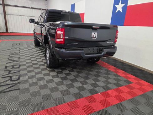 Used 2019 RAM 2500 Limited AWD/4WD image 11