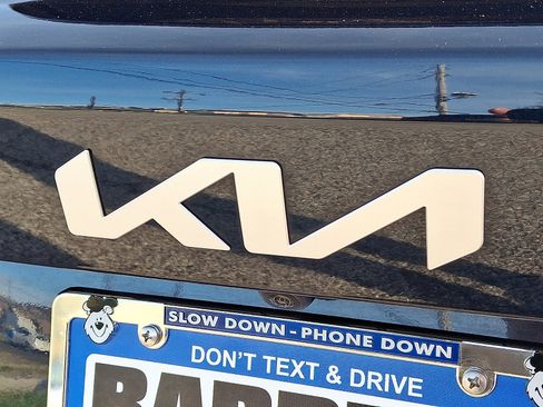 Used 2023 Kia Sorento EX image 27