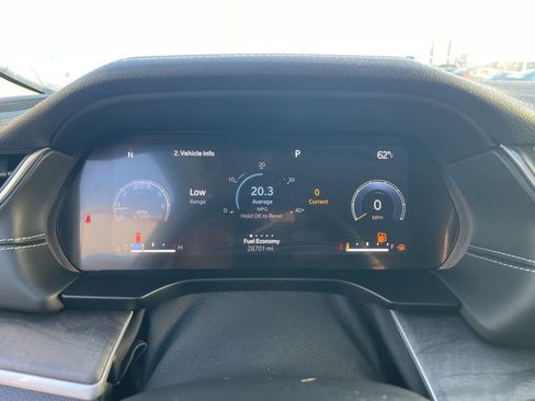 Used 2024 Jeep Grand Cherokee Limited w/ Black Appearance Package image 22