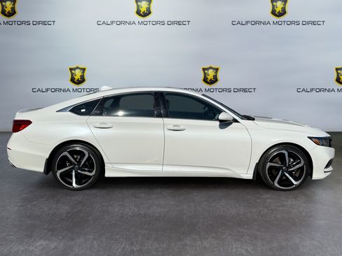 Used 2018 Honda Accord Sport image 6