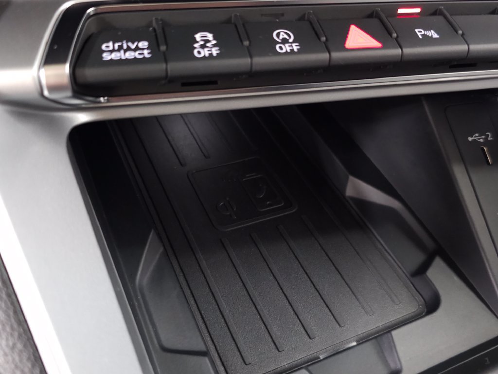Used 2020 Audi Q3 2.0T Premium Plus AWD/4WD image 27