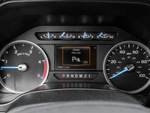 Used 2017 Ford F250 XLT w/ XLT Premium Package AWD/4WD image 21