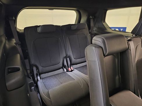 New 2026 Jeep Grand Cherokee L Laredo image 32