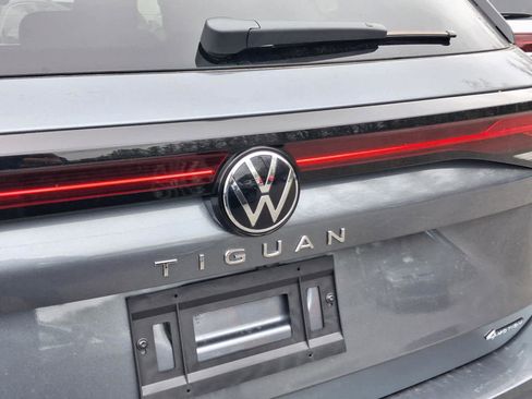 New 2026 Volkswagen Tiguan SE AWD/4WD image 9