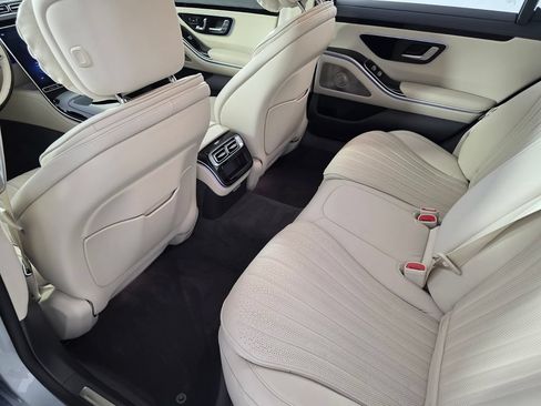Certified 2023 Mercedes-Benz S 500 4MATIC image 16