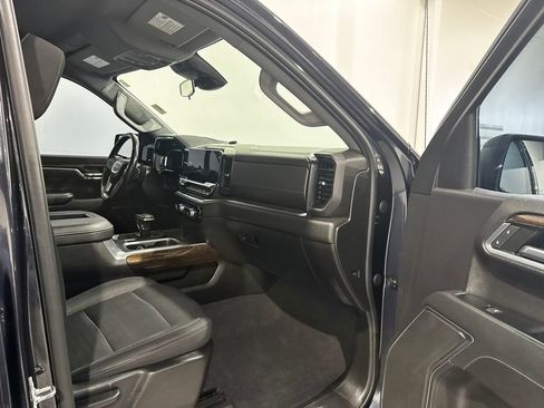 Used 2022 GMC Sierra 1500 Elevation AWD/4WD image 23
