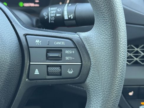 Used 2023 Honda Accord EX image 15