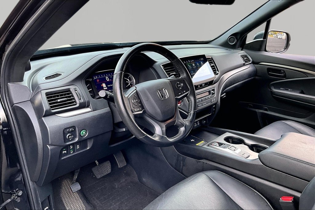 Used 2024 Honda Passport EX-L image 12