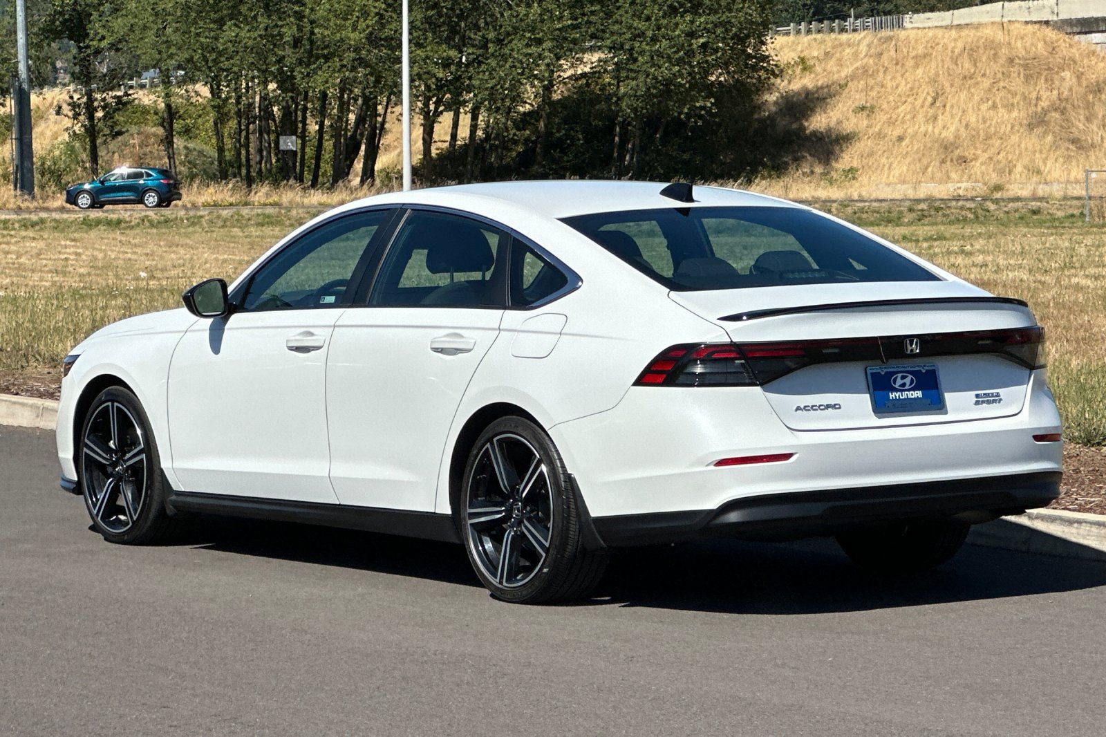 Used 2023 Honda Accord Sport image 5