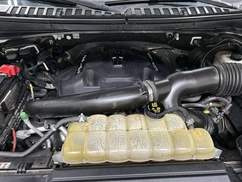 Used 2018 Lincoln Navigator Reserve AWD/4WD image 26