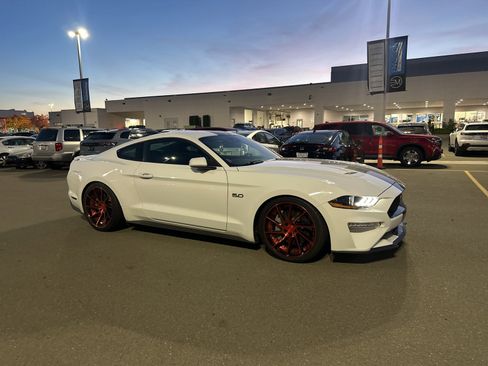 Used 2021 Ford Mustang GT image 2