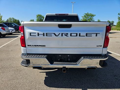 Used 2022 Chevrolet Silverado 1500 LTZ w/ LTZ Premium Package AWD/4WD image 6
