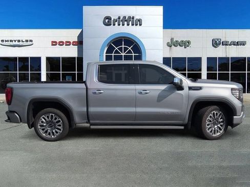 Used 2024 GMC Sierra 1500 Denali Ultimate AWD/4WD image 3