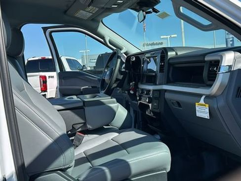 New 2025 Ford F550 2WD Regular Cab Super Duty image 17