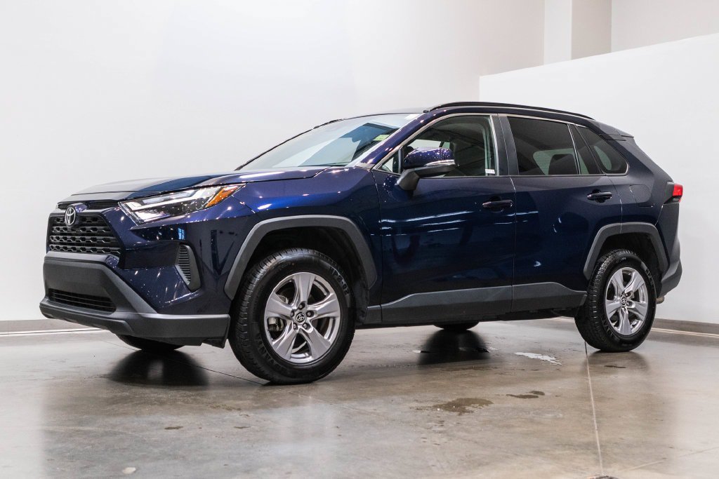 Certified 2025 Toyota RAV4 XLE AWD/4WD image 3