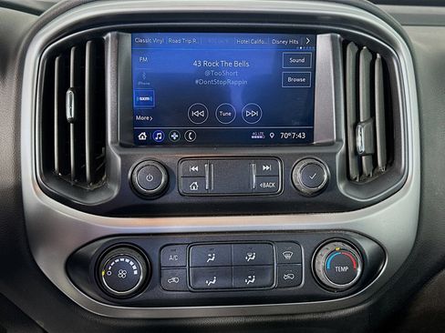 Used 2022 Chevrolet Colorado LT RWD image 15