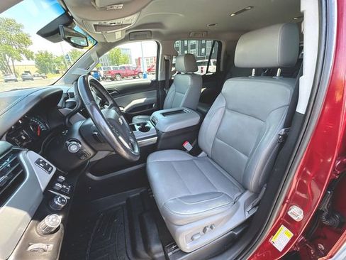 Used 2018 Chevrolet Tahoe LT w/ Luxury Package AWD/4WD image 19