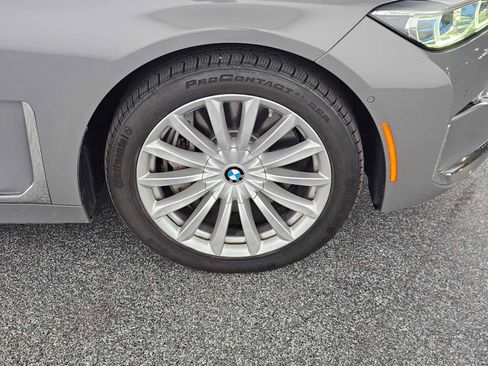 Used 2020 BMW 745e xDrive AWD/4WD image 9