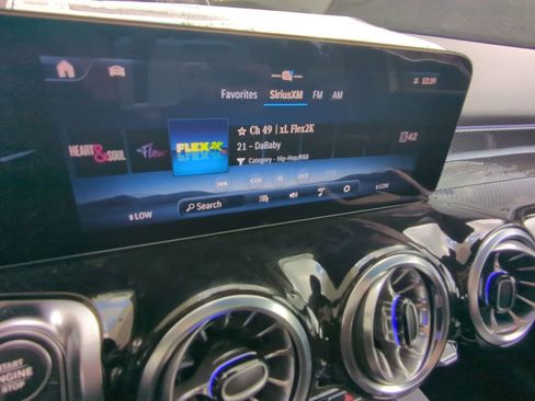 New 2025 Mercedes-Benz GLB 35 AMG GLB 35 AMG image 6