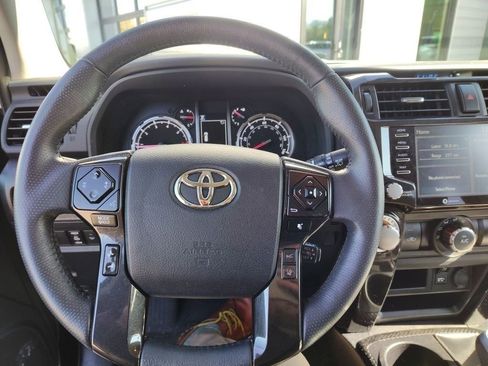 Used 2023 Toyota 4Runner TRD Off-Road image 12