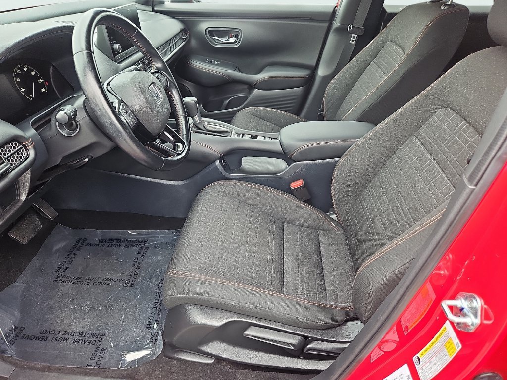 Certified 2025 Honda HR-V Sport image 27