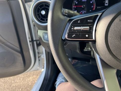 Used 2023 Kia Forte LXS image 16