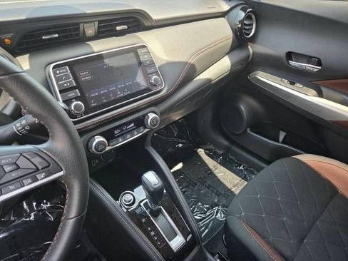 Used 2020 Nissan Kicks SR FWD image 33