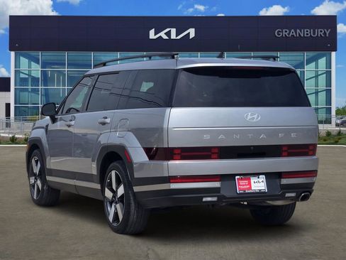 Used 2024 Hyundai Santa Fe Limited image 4