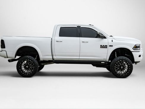Used 2017 RAM 2500 Laramie w/ Sport Appearance Group AWD/4WD image 5