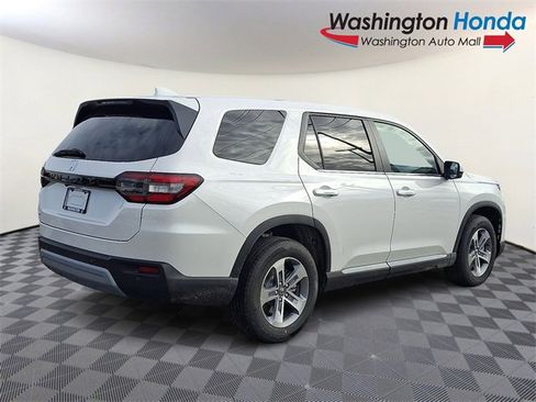 New 2025 Honda Pilot EX-L image 7