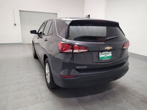 Used 2022 Chevrolet Equinox LS AWD/4WD image 6