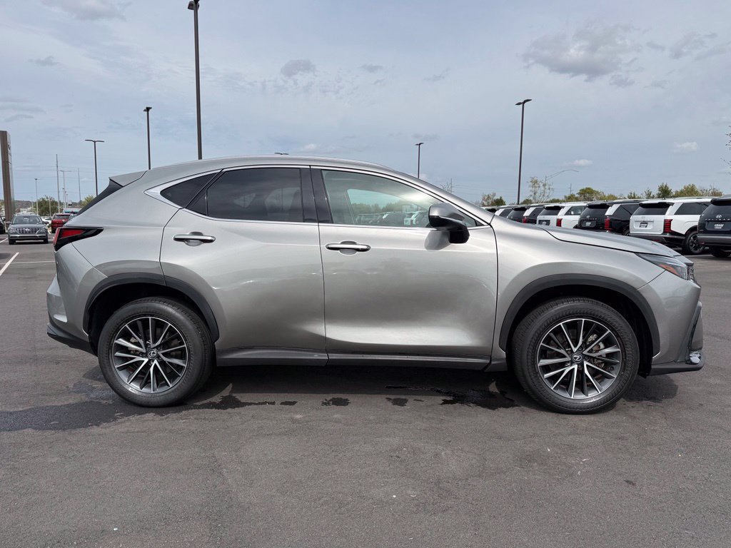 Used 2024 Lexus NX 250 FWD w/ Cold Area Package image 4