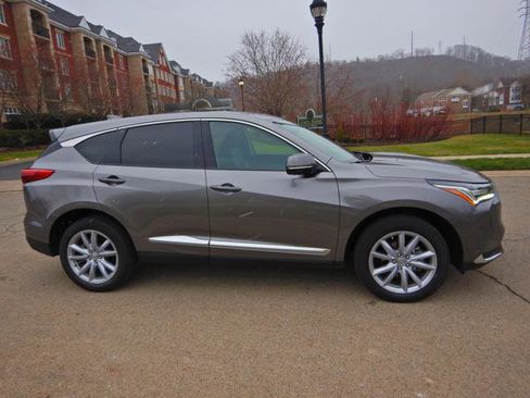 Used 2023 Acura RDX SH-AWD image 8