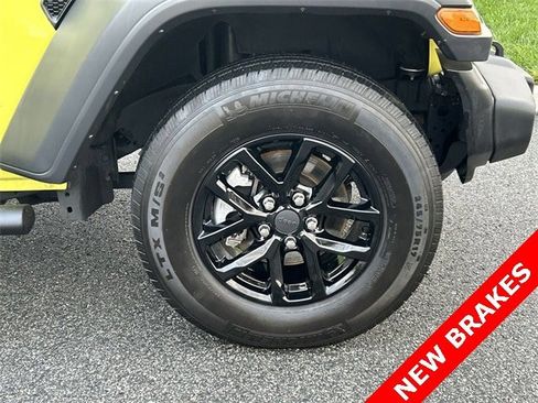 Certified 2023 Jeep Wrangler Unlimited Sport image 13