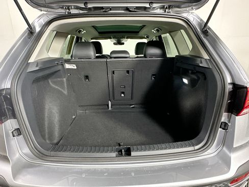 Used 2024 Volkswagen Taos SE FWD image 29