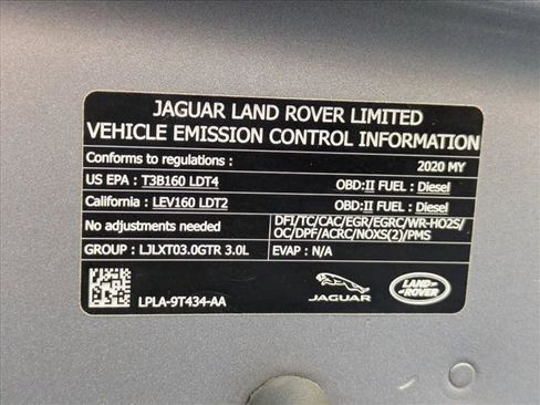 Used 2020 Land Rover Range Rover HSE image 26