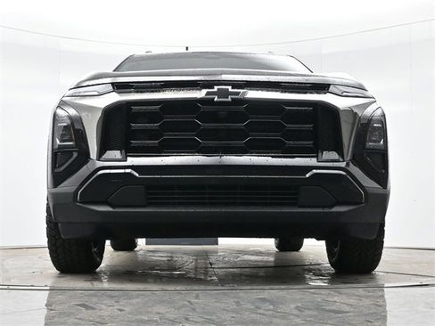 Used 2026 Chevrolet Equinox ACTIV w/ Convenience Package III image 28