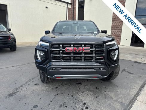 Used 2026 GMC Canyon AT4 w/ AT4 Premium Package AWD/4WD image 2