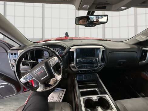 Used 2018 GMC Sierra 1500 SLT w/ SLT Premium Package AWD/4WD image 24