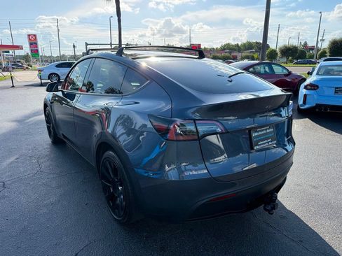 Used 2023 Tesla Model Y AWD image 6