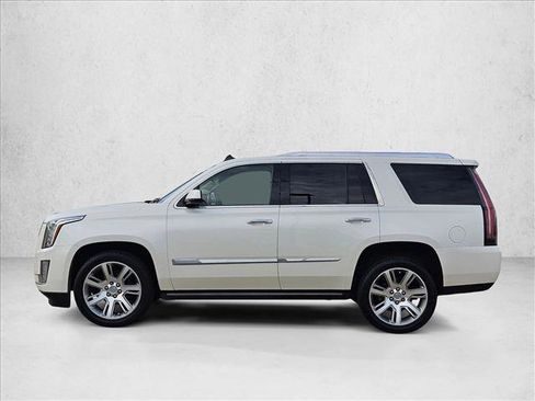 Used 2015 Cadillac Escalade Premium image 9