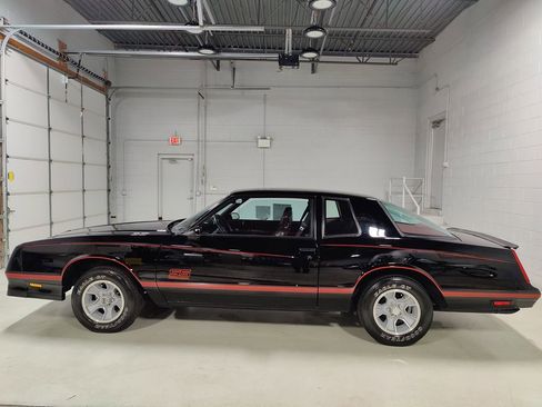 Used 1987 Chevrolet Monte Carlo SS image 24